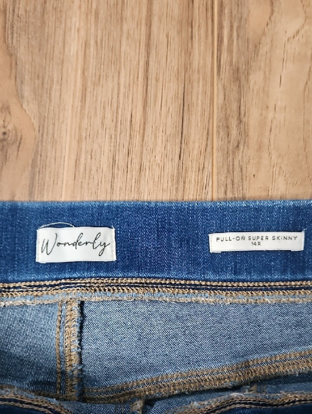 Wonderly Women’s Blue Stretch Denim Easy Pull On Super Skinny 14R - Picture 2 of 9